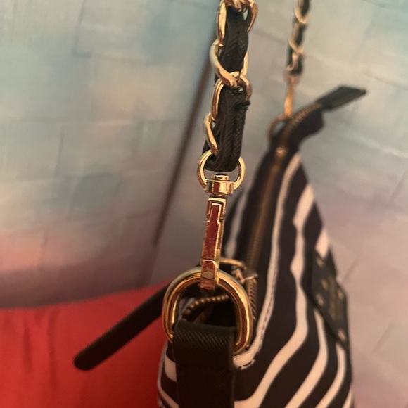 Kate Spade Striped Sling Crossbody
Bag Striped NWOT - Picture 4 of 15
